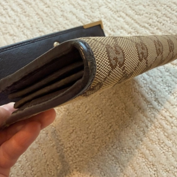 Gucci Wallet - Picture 11 of 15